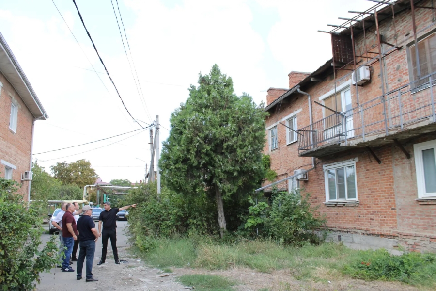 В Яблоновском городском поселении обсудили вопросы капитального ремонта многоквартирных домов