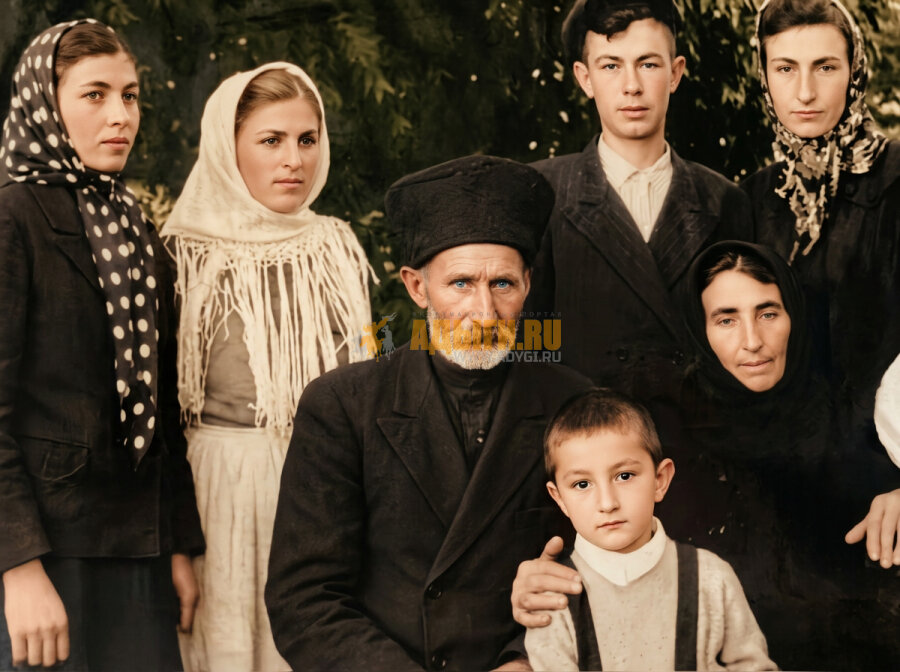 Семья Патовых (Бесленей)